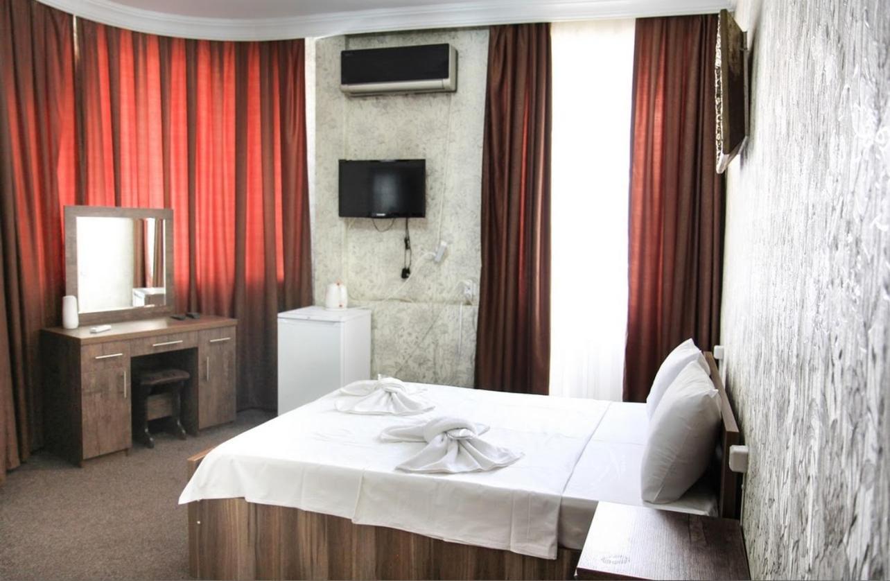 Royal Hotel Tbilisi Ngoại thất bức ảnh