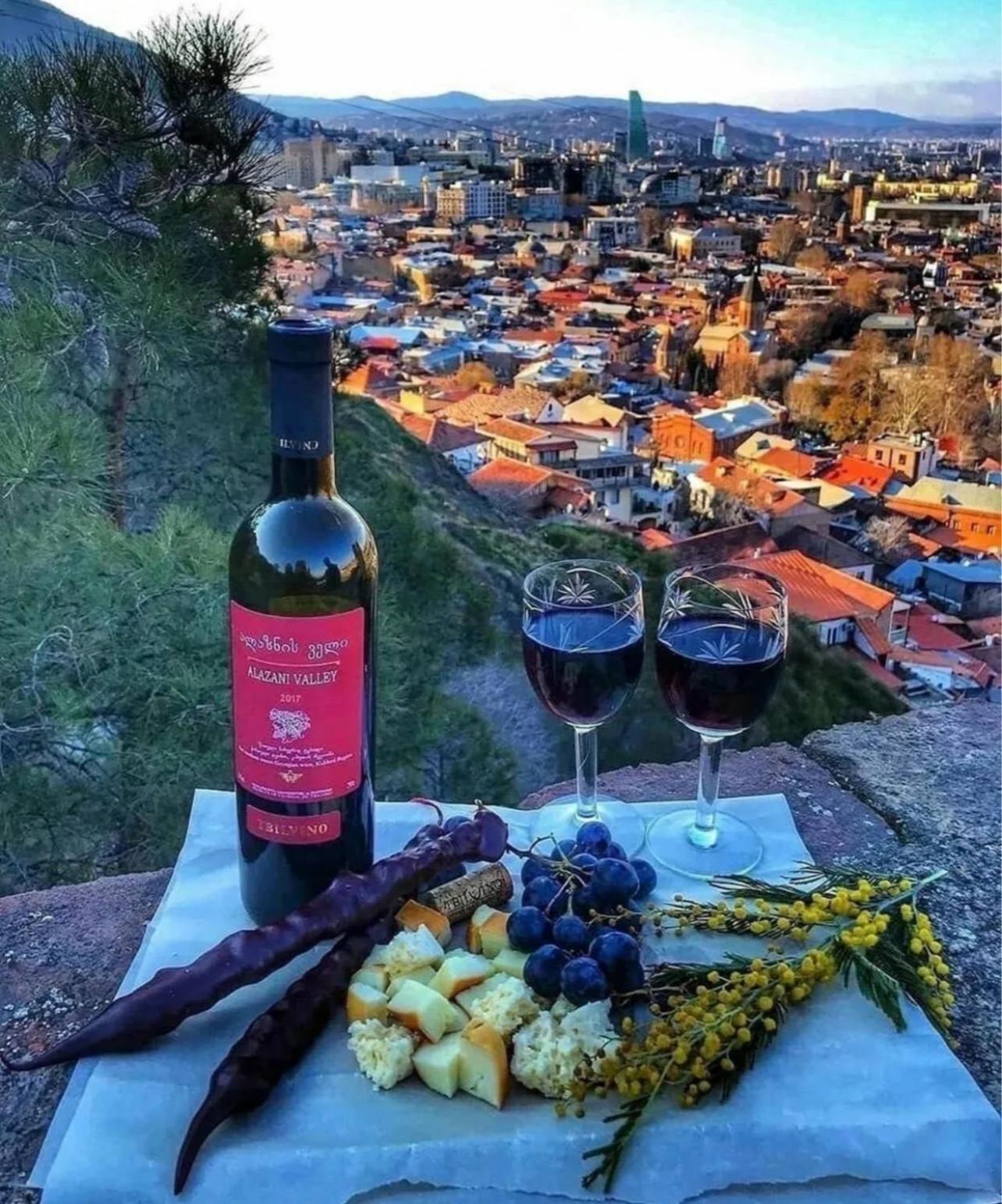 Royal Hotel Tbilisi Ngoại thất bức ảnh