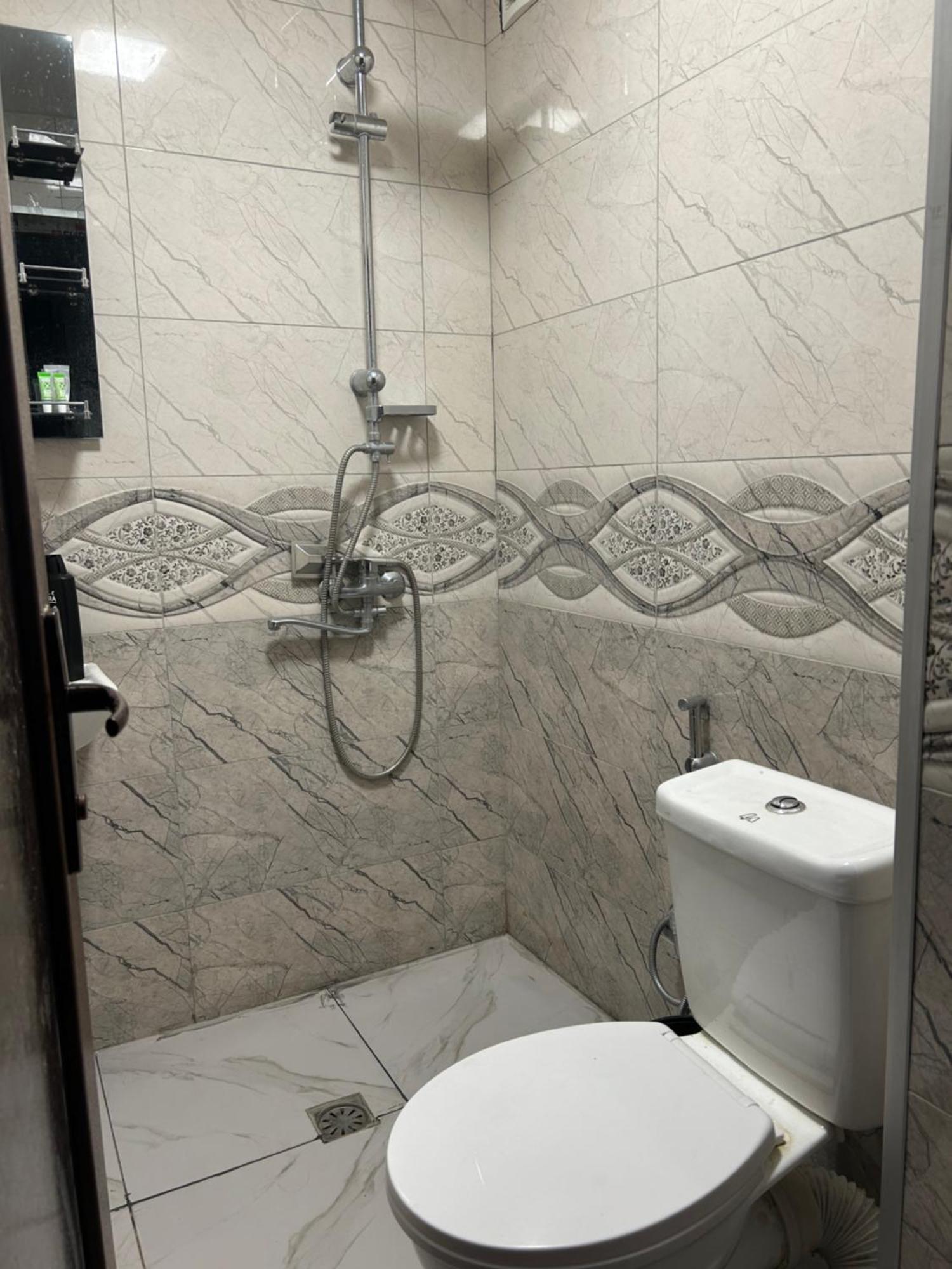 Royal Hotel Tbilisi Ngoại thất bức ảnh