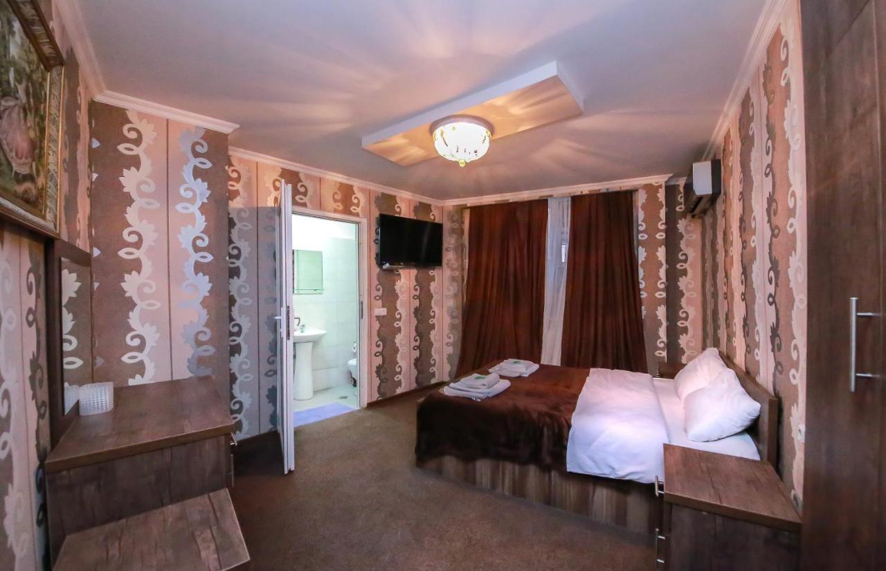 Royal Hotel Tbilisi Ngoại thất bức ảnh