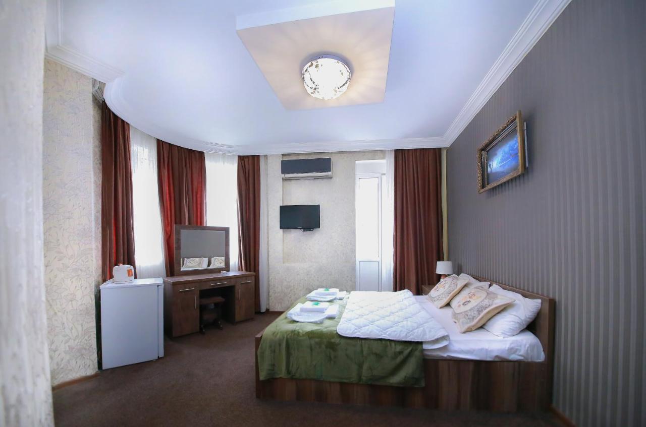 Royal Hotel Tbilisi Ngoại thất bức ảnh