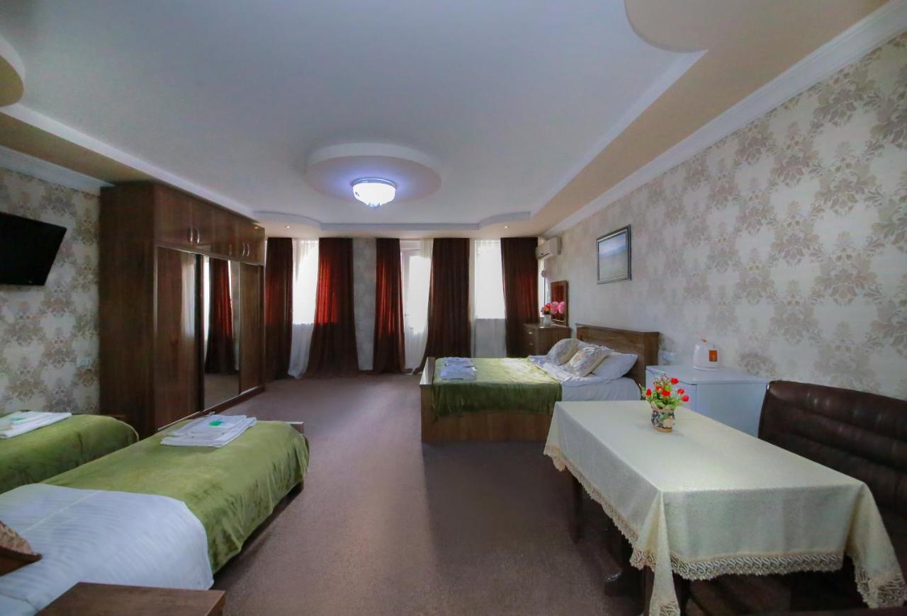 Royal Hotel Tbilisi Ngoại thất bức ảnh