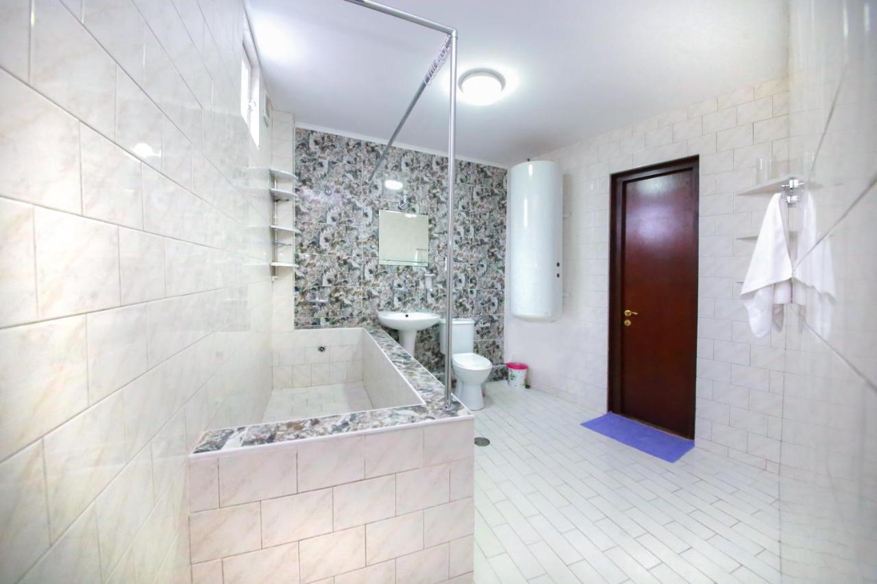 Royal Hotel Tbilisi Ngoại thất bức ảnh