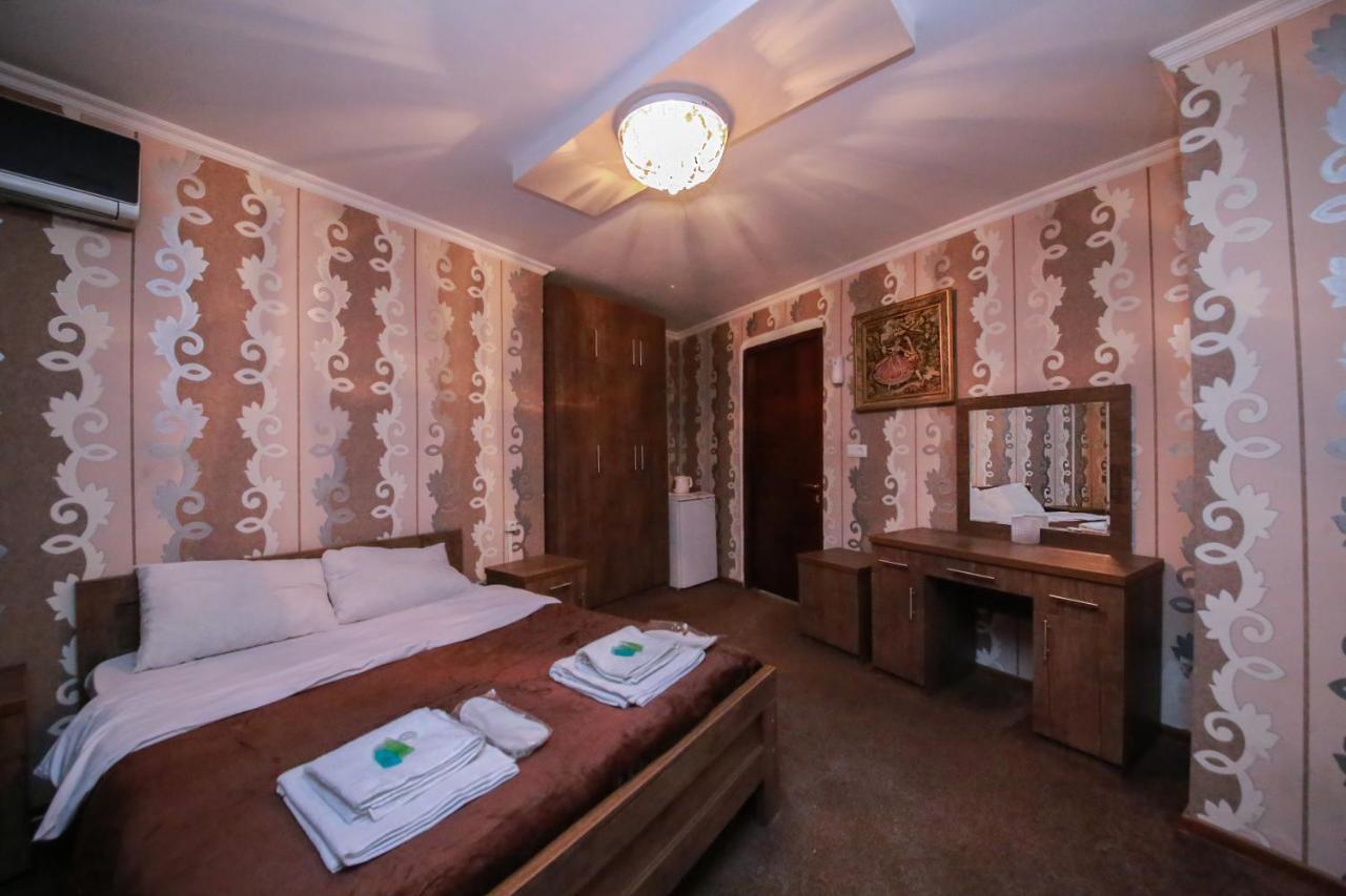 Royal Hotel Tbilisi Ngoại thất bức ảnh